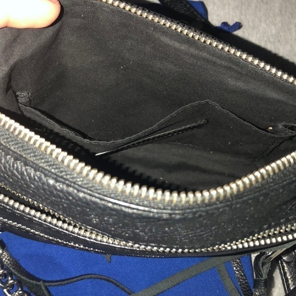 ✨HOST PICK✨ Rebecca Minkoff Malaga Zip Leather Crossbody - Picture 5 of 5